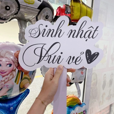 Hashtag sinh nhật người lớn cầm tay chụp ảnh - Giá chỉ 35.000đ, giảm so với 43.400đ