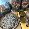 Hạt bí mèo đen rang củi thơm ngon 500gr - Hộp chắc, giảm giá Tết 2.025 2