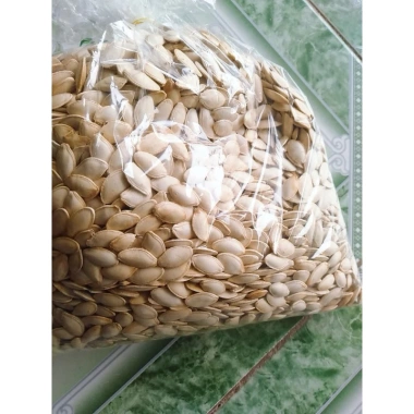 Hạt bí rang loại 1 bán tết - Giá ưu đãi 60.000đ (giảm từ 75.000đ) 2 Hạt bí rang loại 1 bán tết - Giá ưu đãi 60.000đ (giảm từ 75.000đ) 2