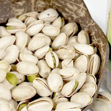 Hạt dẻ cười Pistachio 1KG Combo 2 phần 500g không tẩy trắng, không yểu - BeeNut