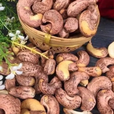 Hạt điều rang muối Hoàng Minh Food nhập khẩu - Thơm ngon, bùi bổ dưỡng, chỉ 99.000₫ (giá gốc 124.740₫)