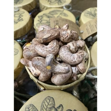 Hạt điều rang muối Hoàng Minh Food nhập khẩu - Thơm ngon, bùi bổ dưỡng, chỉ 99.000₫ (giá gốc 124.740₫)