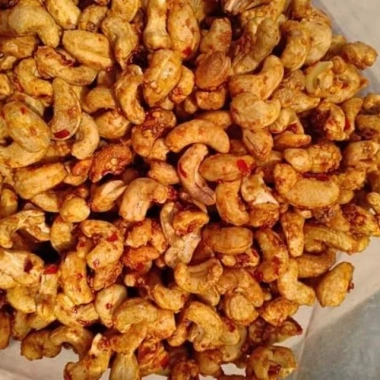 Hạt Điều Rang Tỏi Ớt Giòn Cay 500g Vị Cay Đậm Giòn Tan Giá Ưu Đãi 129k 2