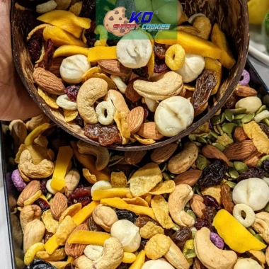 Hạt dinh dưỡng KD Shop mix 10 loại hạt và trái cây sấy nhập khẩu 500g giá ưu đãi 249.000₫