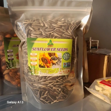 Hạt dưa, hạt bí (còn vỏ) & hạt hướng dương Đặc biệt 500gr - Giá chỉ 35.000₫