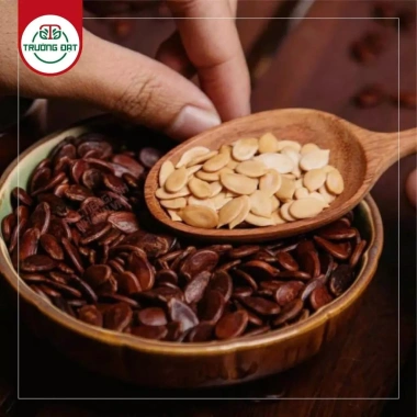 Hạt dưa rang củi Trường Đạt 500gr - Giảm giá 140k, vị giòn thơm, chất lượng cao 3