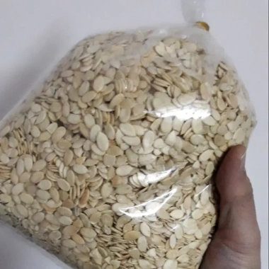 Hạt dưa tách vỏ gói nhỏ 50g-100g, giá chỉ 18.000₫, giảm 20% - vị giòn thơm, tiện lợi