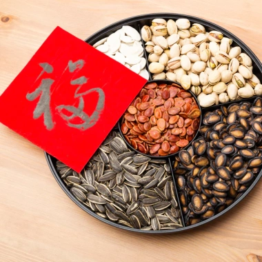 Hạt dưa Tân Ký Tân Bảo Ký 500g - Quà Tết 2.025 Đặc sản Huế, Giảm giá 115k