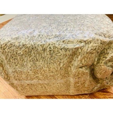 Hạt hướng dương sống tách vỏ Canada 1kg - Giá chỉ 51.000₫, dinh dưỡng cao