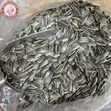 Hạt Hướng Dương Truyền Thống To Đậm Đà - Sấy Chín Ngon, Giá 40.000đ | Minh Nguyệt Foods