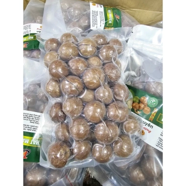 Hạt macca đắc lắc nứt vỏ size đại loại 1 500g - Giá ưu đãi 165.750 VND