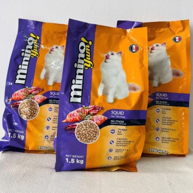Hạt MININO YUM Vị Mực 1.5kg, Thức Ăn Mèo Mọi Lứa Tuổi, Giá Giảm 135k 9 Hạt MININO YUM Vị Mực 1.5kg, Thức Ăn Mèo Mọi Lứa Tuổi, Giá Giảm 135k 9