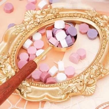 Hạt Sáp Nhũ Đóng Dấu Niêm Màu Sắc Trang Trí Bì Thư Thiệp Cưới Sổ Tay Giá 15.000đ 6 Hạt Sáp Nhũ Đóng Dấu Niêm Màu Sắc Trang Trí Bì Thư Thiệp Cưới Sổ Tay Giá 15.000đ 6