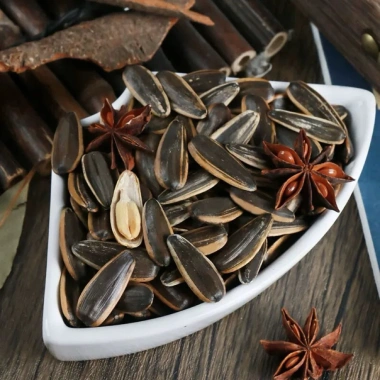 Hạt Tết Hướng Dương Rang Vị Caramel 400g – Thơm Ngon Đậm Vị, Giá Ưu Đãi 65.000₫ 5 Hạt Tết Hướng Dương Rang Vị Caramel 400g – Thơm Ngon Đậm Vị, Giá Ưu Đãi 65.000₫ 5