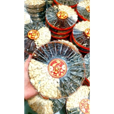 Hạt Tết Mix 3 Vị Hướng Đông - Hạt Dưa, Hạt Bí Trắng, Giá ưu đãi 75.000đ (94.500đ) 3 Hạt Tết Mix 3 Vị Hướng Đông - Hạt Dưa, Hạt Bí Trắng, Giá ưu đãi 75.000đ (94.500đ) 3