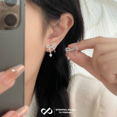 HCM Hỏa Tốc Khuyên Tai Bạc KYDOPAL Nơ Đính Đá Cao Cấp 925 - Sang Trọng, Giá 595k 3