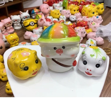 Heo đất Bát Tràng mini Lỗ Tròn - Tiết kiệm vàng, bàn làm, tủ sách, chỉ 35.000₫ 6 Heo đất Bát Tràng mini Lỗ Tròn - Tiết kiệm vàng, bàn làm, tủ sách, chỉ 35.000₫ 6