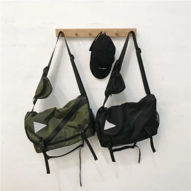 HeyMister Túi Đeo Chéo Thể Thao Cỡ Lớn HM06 Big Travel Bag Giá Giảm 259.000 VND 4
