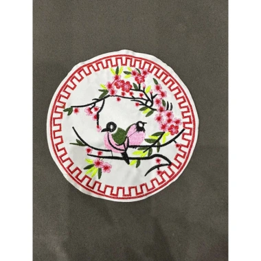 Hình thêu gắn áo dài 15cm có keo ủi - Đồ trang trí sang trọng, giá ưu đãi 15.000 VND 5