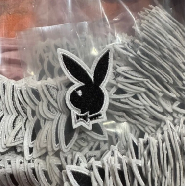 Hình thêu Thỏ Playboi - Sticker logo patch ủi nhiệt, giá chỉ 7.300₫ Hình thêu Thỏ Playboi - Sticker logo patch ủi nhiệt, giá chỉ 7.300₫