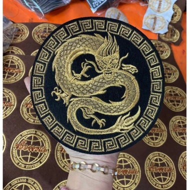 Hình thêu tròn rồng gắn áo dài, keo ủi dễ dán, patch logo - Giá chỉ 14.900 VNĐ 2 Hình thêu tròn rồng gắn áo dài, keo ủi dễ dán, patch logo - Giá chỉ 14.900 VNĐ 2
