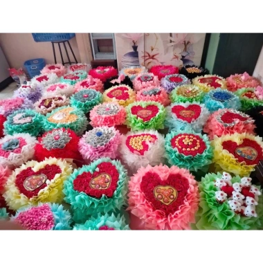 Hoa Hồng Sáp Bó 99 Bông Hoả Tốc 2h HCM Quà Tặng Mẹ Vợ Ngày 14/2 8/3 20/10