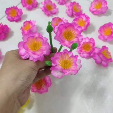 Hoa Mai Đào Giả Trang Trí Tết - Túi 30 Bông cùng Kẽm, Giá 19.900 VN98 Flowers 4