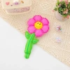 Hoa Tay Cầm Hoa Cúc Mặt Cười SUNFLOWER - Tay Dính, Quà Lễ Hội Qixi, Giá 2.700 VND 3