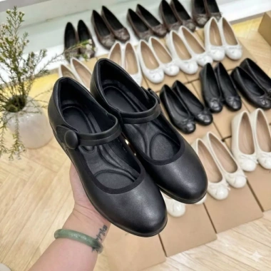 HOÀ TỐC HCM Giày Cao Gót Búp Bê Nữ Công Sở Super Soft AK404 4cm Da Dày Đi Nhẹ Êm Chân Giá 319k