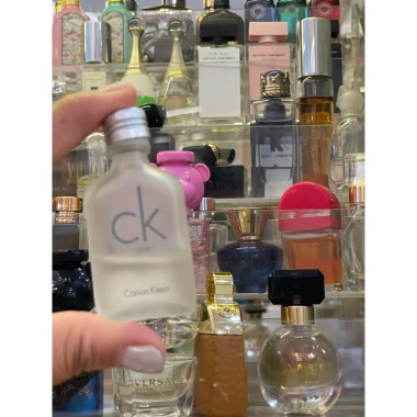 HOÀ TỐC Nước Hoa Mini Nhiều Mùi Siêu Thơm Travel Size - Giá Ưu Đãi 240k 3 HOÀ TỐC Nước Hoa Mini Nhiều Mùi Siêu Thơm Travel Size - Giá Ưu Đãi 240k 3