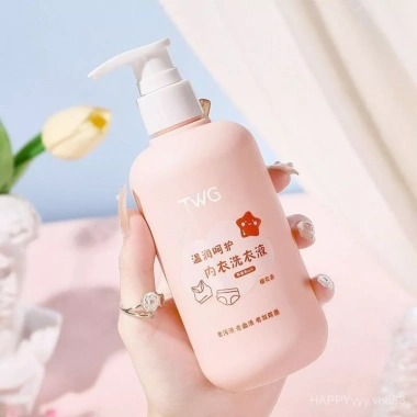 Homix Nước Giặt Đồ Lót Xử lý mồ hôi, vết ố, máu nhẹ, sạch sâu 80.750 VND