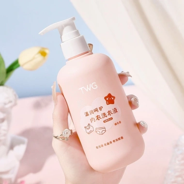 Homix Nước Giặt Đồ Lót Xử lý mồ hôi, vết ố, máu nhẹ, sạch sâu 80.750 VND