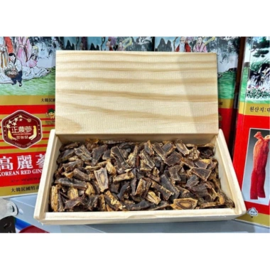 Hồng Sâm Khô Cao Ly Hộp Thiếc Nguyên Củ Hàn Quốc Lê Nga Nhân Sâm 1.050.000₫ 4 Hồng Sâm Khô Cao Ly Hộp Thiếc Nguyên Củ Hàn Quốc Lê Nga Nhân Sâm 1.050.000₫ 4