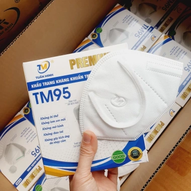 Hộp 10 khẩu trang y tế 6D N95 5 lớp, van thở, ôm sát mặt, chống bụi mịn chỉ 34.300₫