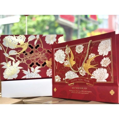 Hộp 3 Ngăn Siêu Hot 2.026 - Quà Tết Vạn Hoa, Hội Lân Sang Trọng, Giá 48.000đ