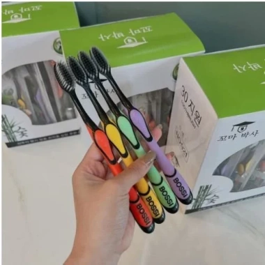 Hộp 30 Bàn Chải Đánh Răng Bossi Hàn Quốc - Than Tre, Than Hoạt Tính, 79.000₫ 2 Hộp 30 Bàn Chải Đánh Răng Bossi Hàn Quốc - Than Tre, Than Hoạt Tính, 79.000₫ 2
