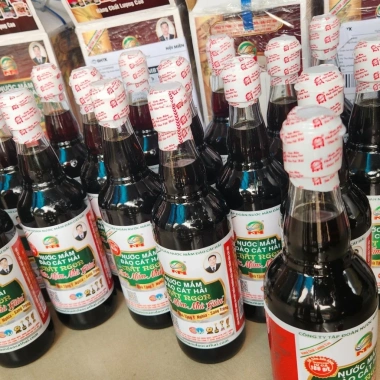 Hộp 4 chai Nước Mắm Chắt Ngon Nhà Giàu đạm cao 500ml - Giá ưu đãi 512.460₫ 3 Hộp 4 chai Nước Mắm Chắt Ngon Nhà Giàu đạm cao 500ml - Giá ưu đãi 512.460₫ 3