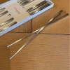 Hộp 5 đôi đũa inox 316L Chockmen mài mờ đầu vuông, chống trơn trượt, giá ưu đãi 195.000₫ 5