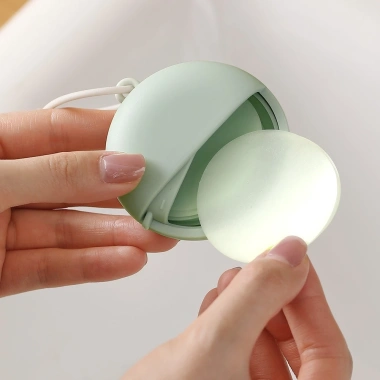 Hộp 50 miếng xà bông khô giấy rửa tay dùng một lần, bỏ túi du lịch - 42.000₫ 2