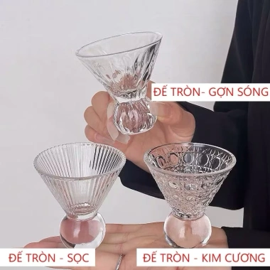 Hộp 6 Ly Thủy Tinh Nón Lá Kiểu Nhật - Dùng Cà Phê, Cocktail, Tiệc 59.000 VND 8 Hộp 6 Ly Thủy Tinh Nón Lá Kiểu Nhật - Dùng Cà Phê, Cocktail, Tiệc 59.000 VND 8