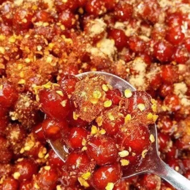 Hộp 600g Chùm ruột rim xốc muối ớt - Đặc sản miền Tây, ngọt chua cay, giảm còn 70.000₫ 3 Hộp 600g Chùm ruột rim xốc muối ớt - Đặc sản miền Tây, ngọt chua cay, giảm còn 70.000₫ 3