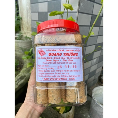 Hộp bánh cuộn truyền thống ngày Tết - Hương vị cổ truyền, giảm giá chỉ 70.000đ