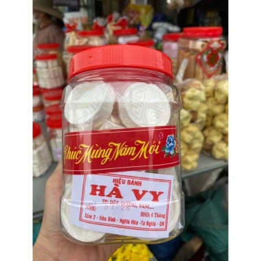 Hộp bánh in mình tinh ngon ngày Tết - Giảm giá 57k, hương vị Tết truyền thống, quà tặng