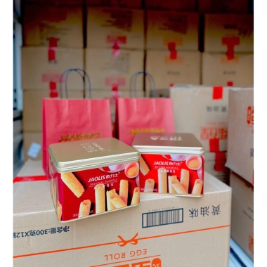 Hộp Bánh Trứng Cuộn Jaolis Hongkong - Giòn Tan, Đậm Đà Hương Vị Cao Cấp, Kèm Túi Xách - Giá Ưu Đãi 149.000₫ 5 Hộp Bánh Trứng Cuộn Jaolis Hongkong - Giòn Tan, Đậm Đà Hương Vị Cao Cấp, Kèm Túi Xách - Giá Ưu Đãi 149.000₫ 5