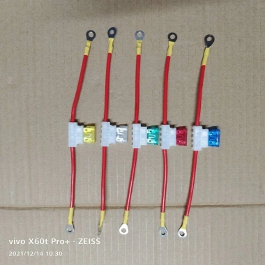 Hộp cầu chì ba bánh, hai tai, ổ cắm 2.5A, dây đồng 30A, ghế ngồi ô tô điện, pin ô tô, lưỡi dao, giá ưu đãi 55.061₫ 4