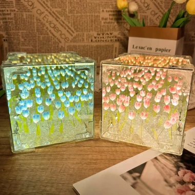 Hộp Đèn Hoa Tulip Handmade Đa Năng Gương Soi Trang Trí Nội Thất Giá 62.000 VND
