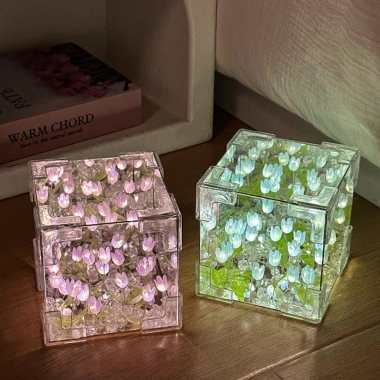 Hộp Đèn Hoa Tulip Handmade Đa Năng Gương Soi Trang Trí Nội Thất Giá 62.000 VND