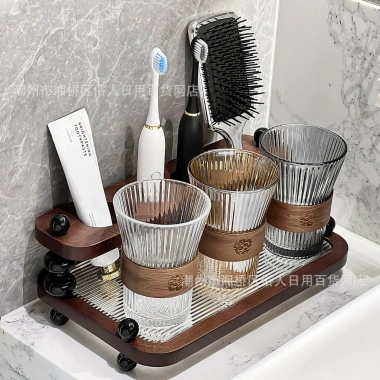 Hộp đựng bàn chải trung niên sang trọng - Giá ưu đãi 359.260₫, đồ phòng tắm mặt bàn