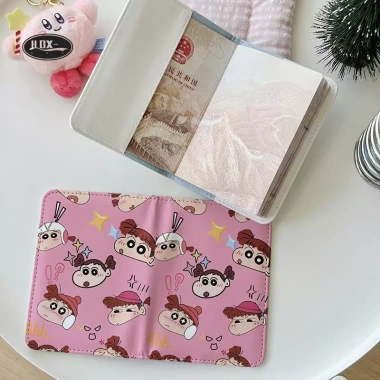 Hộp đựng hộ chiếu Shinchan hoạt hình dễ thương và túi tài liệu du lịch chỉ 81.648₫