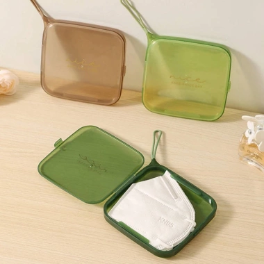 Hộp Đựng Khẩu Trang Trong Suốt Chống Bụi Nhỏ Gọn Tiện Lợi - Faco 35k (Giá Gốc 42k) 2